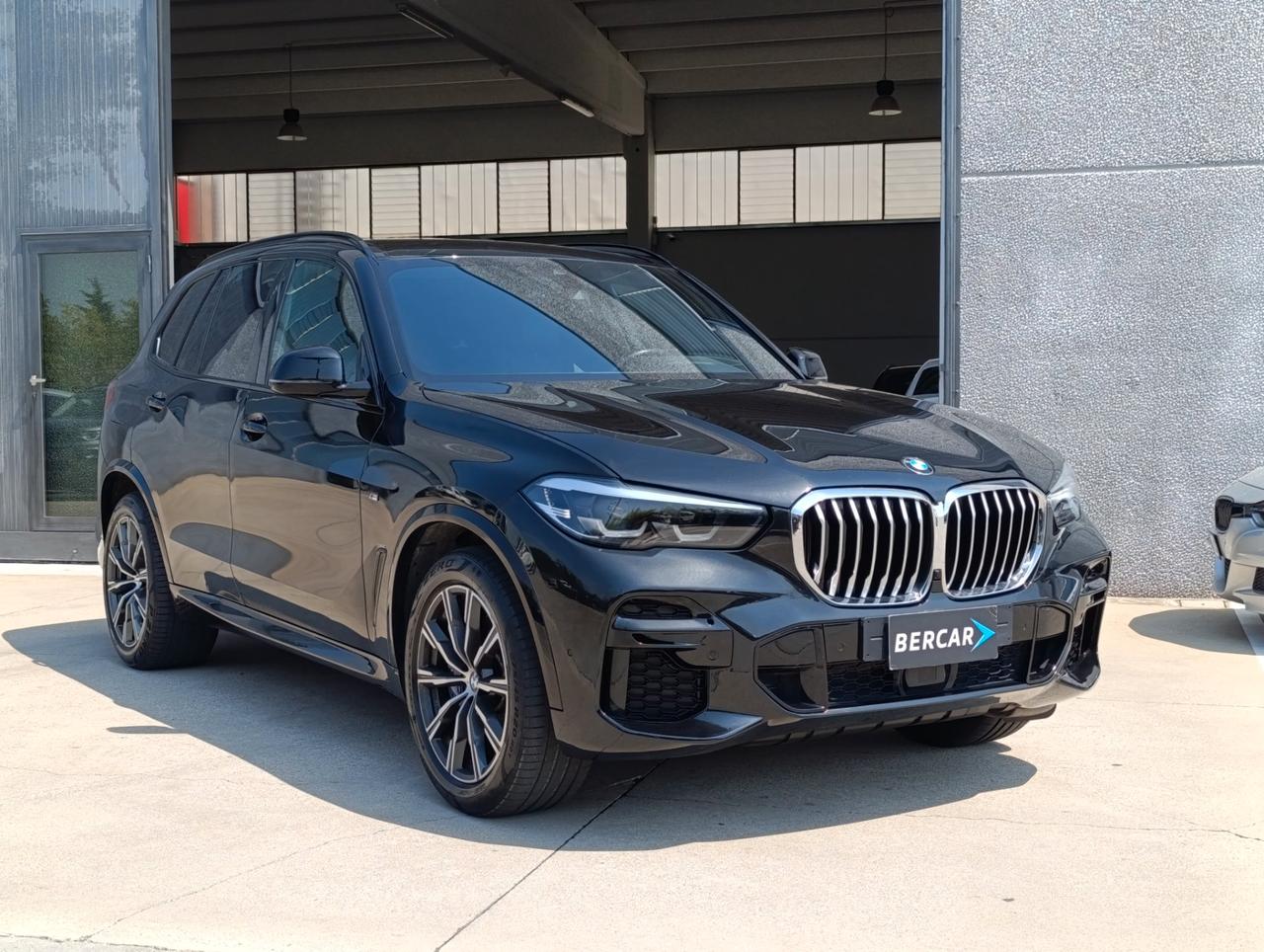 BMW X5 xdrive30d mhev 48V Msport auto