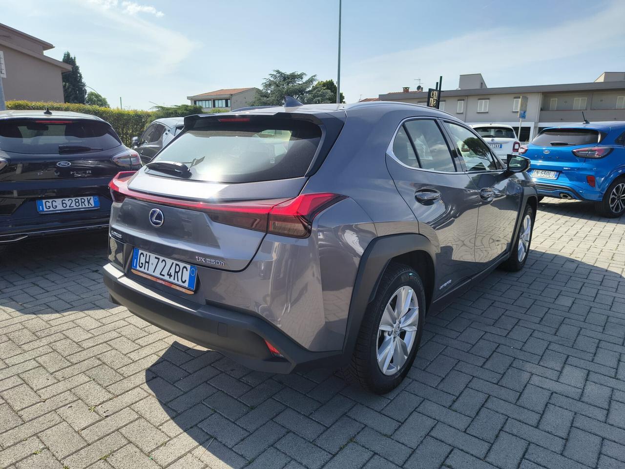 Lexus UX 250H Hybrid Business