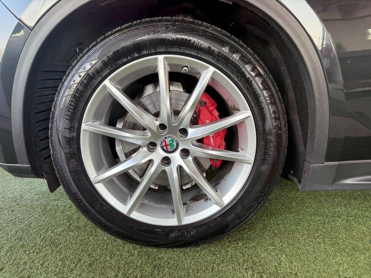 ALFA ROMEO - Stelvio