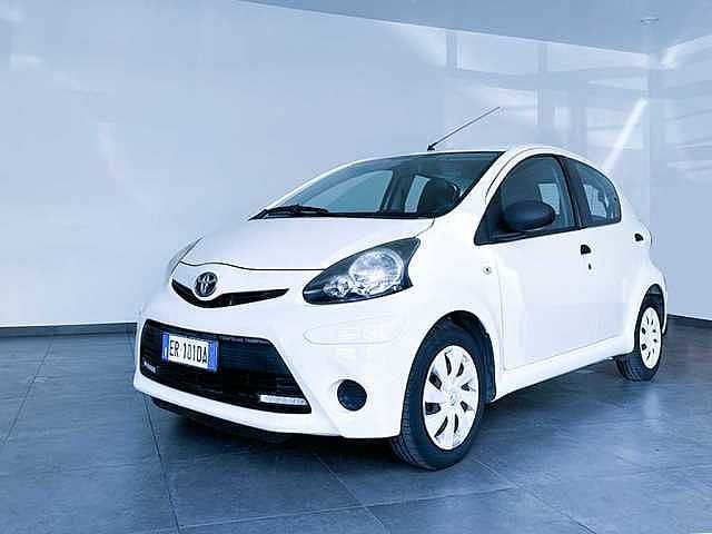 Toyota Aygo 1.0 12V VVT-i 5 porte Active Connect