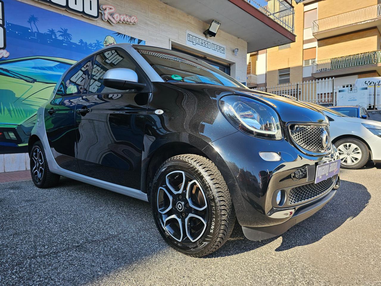 Smart ForFour 90 0.9 Turbo twinamic Prime NAV LED TAGL CERT