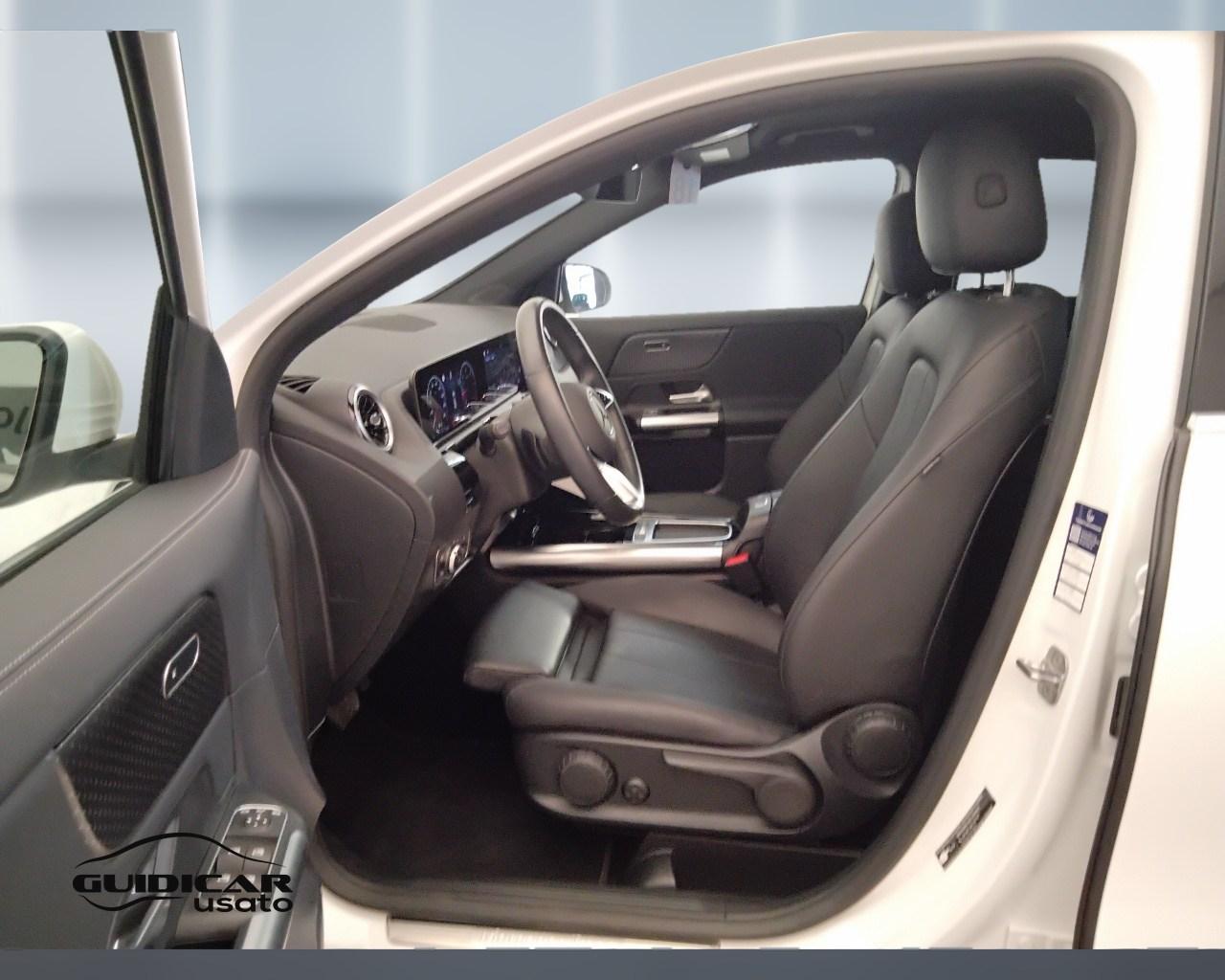 Mercedes-Benz GLA-H247 2023 - GLA 180 d Progressive Advanced auto