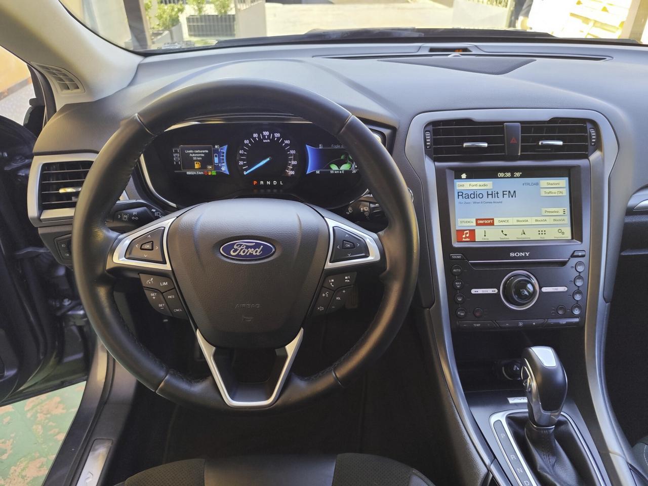 Ford Mondeo Full Hybrid 2.0 187 CV eCVT 4 porte Titanium Business