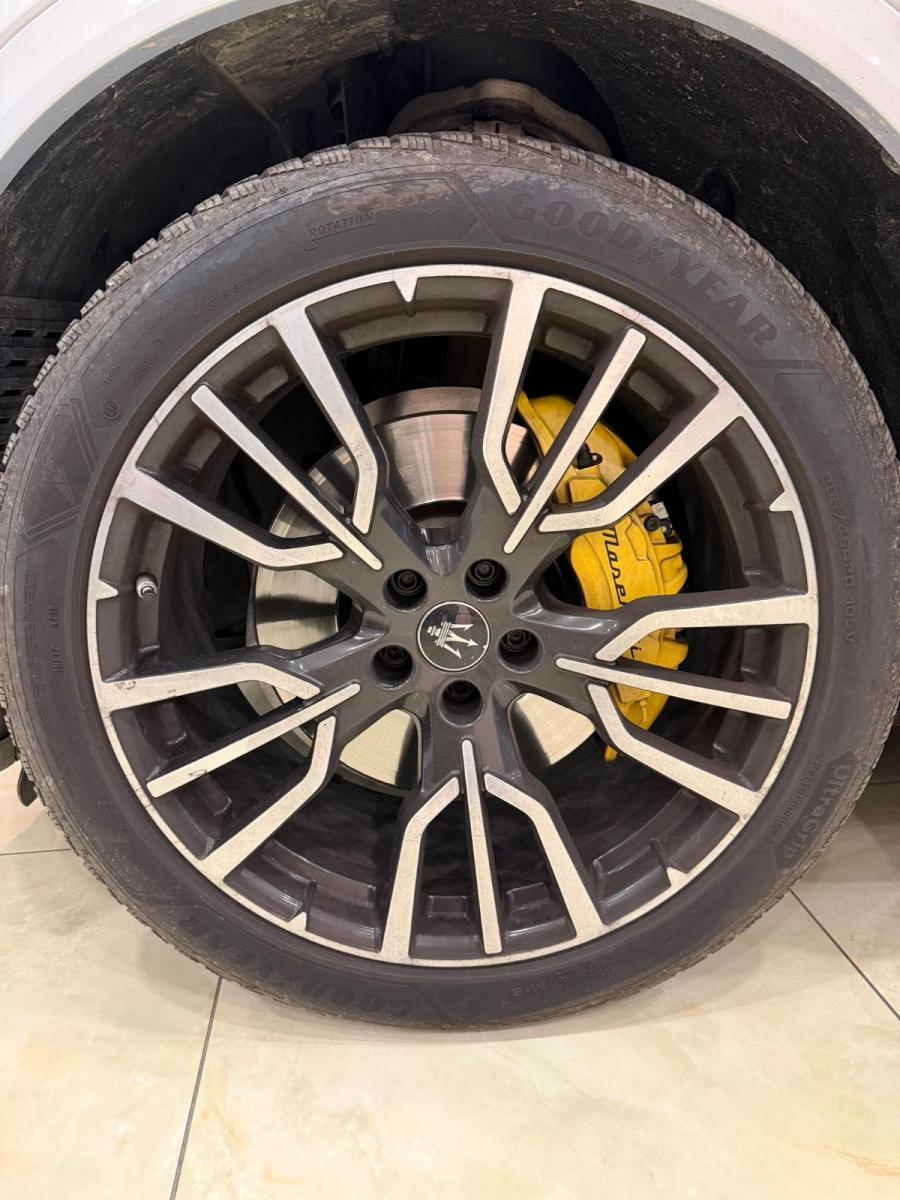 MASERATI - Grecale - 2.0 MHEV GT 300CV