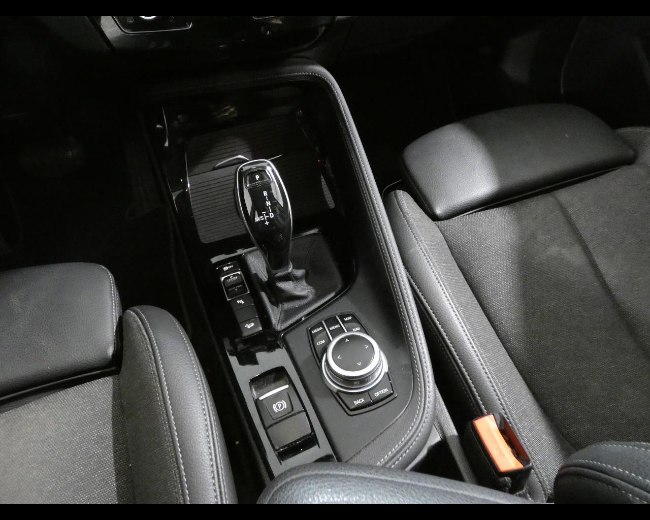 BMW X1 (F48) - X1 xDrive18d Sport