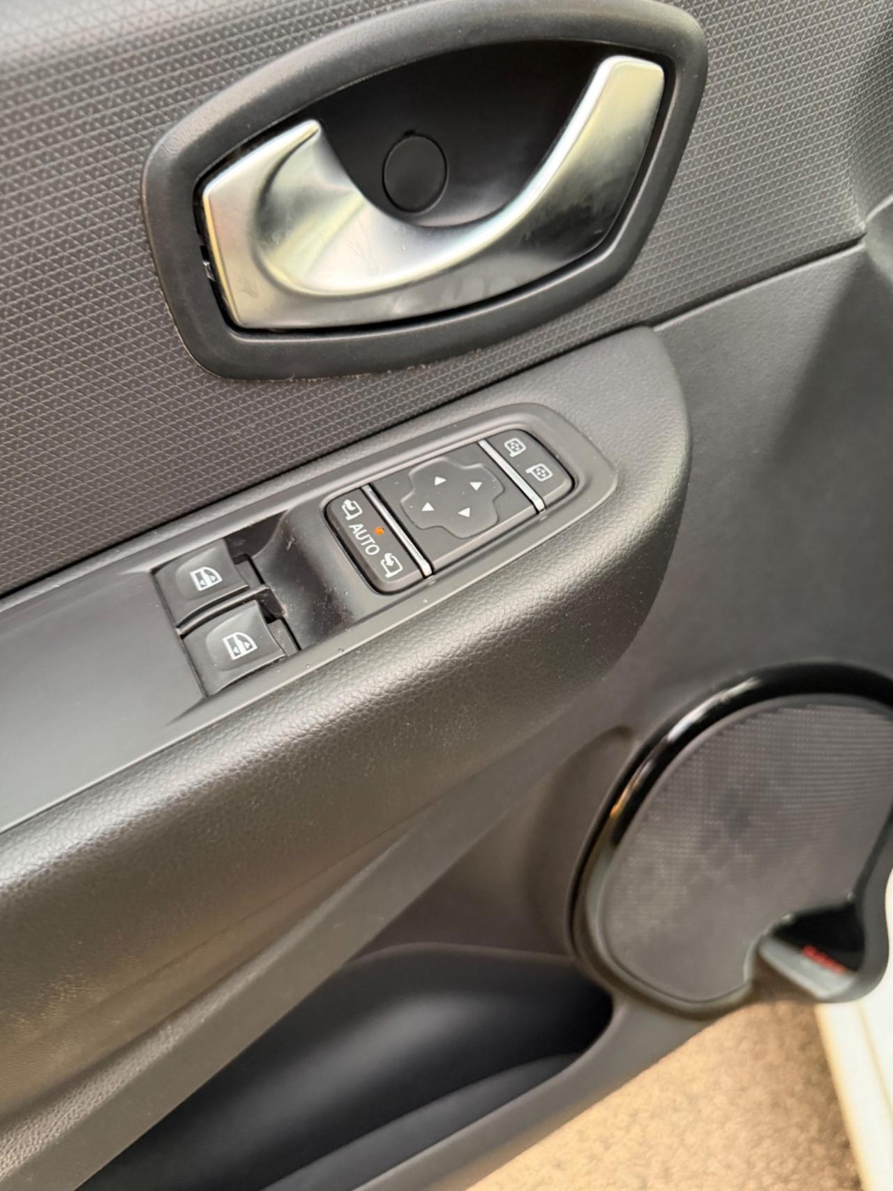 Renault Clio dCi 8V 90CV Start&Stop 5 porte Energy Intens