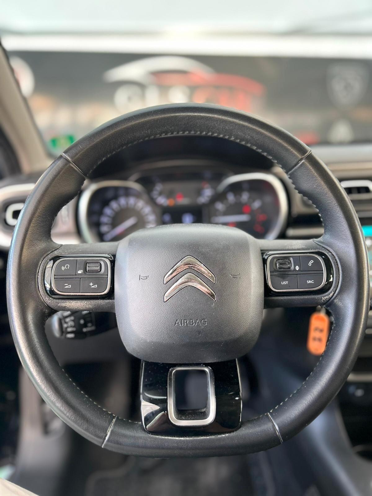 Citroen C3 PureTech 1.2 Benzina 110 cv S&S Shine
