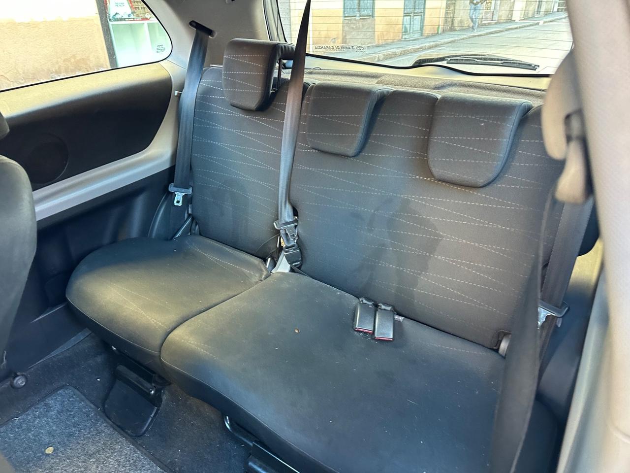 Toyota Yaris 1.4 D-4D 3 porte Navi