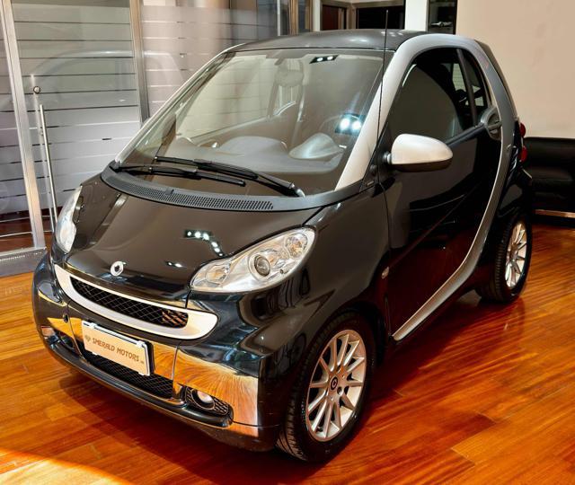 SMART ForTwo 1000 52 kW MHD coupé passion