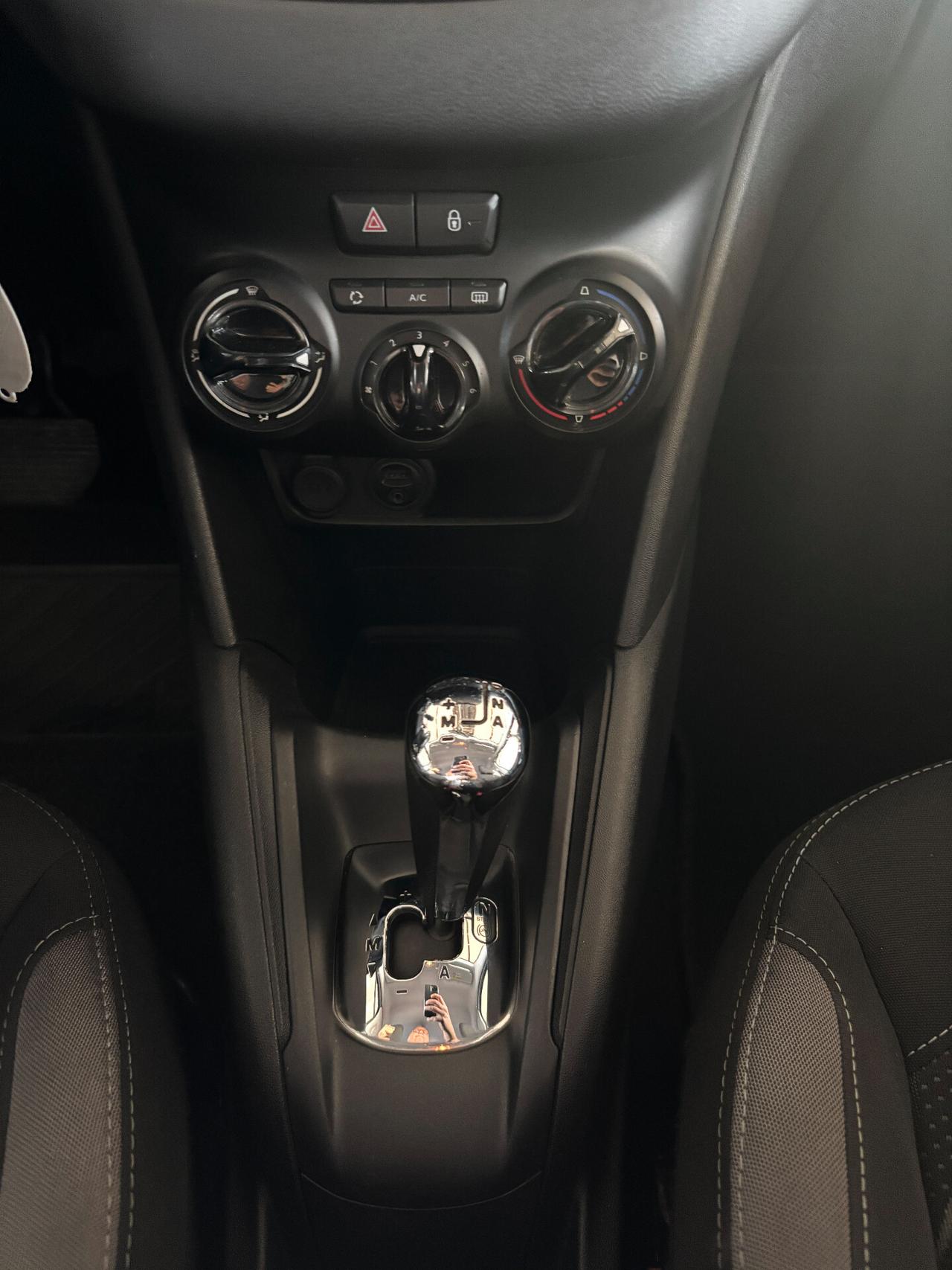 Peugeot 208 1.4 e-HDi 68 CV AUTOMATICA Active