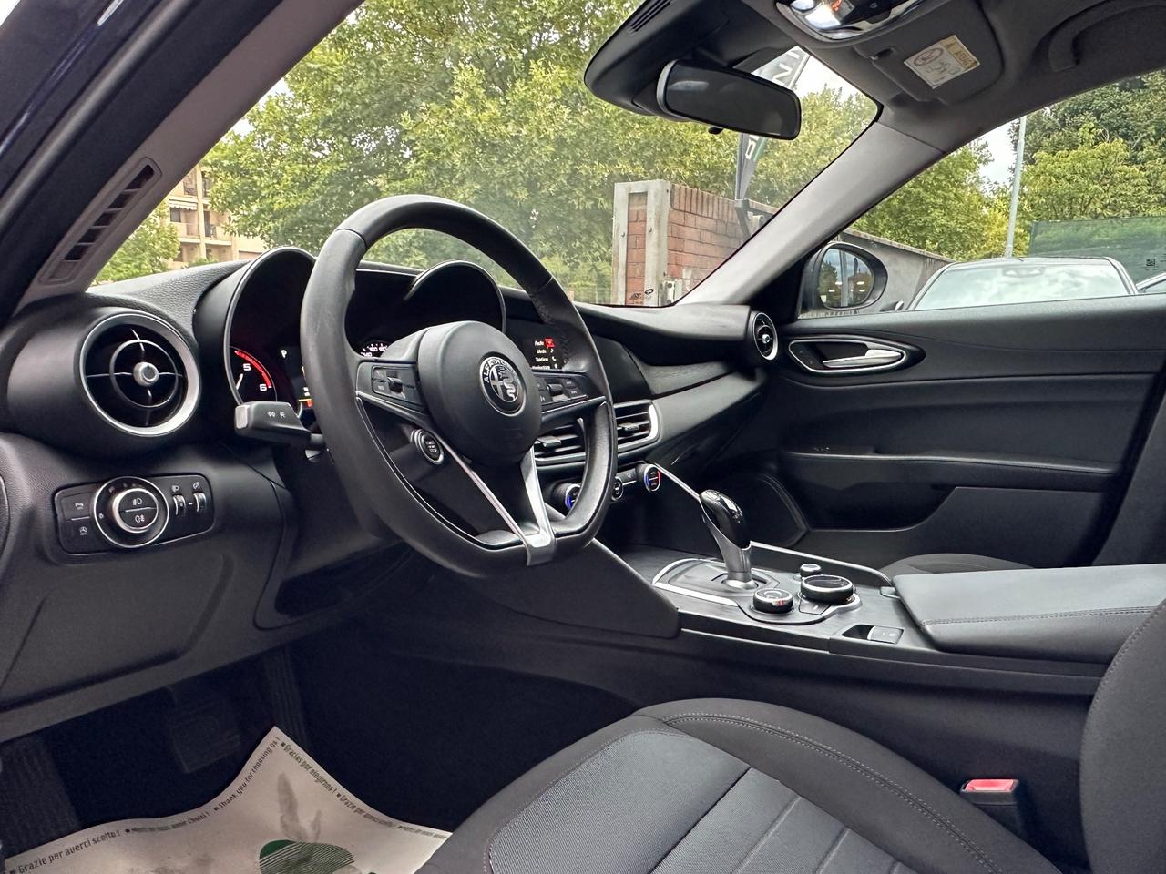 Alfa Romeo Giulia 2.2 Turbodiesel 180 CV AT8 Eco Business