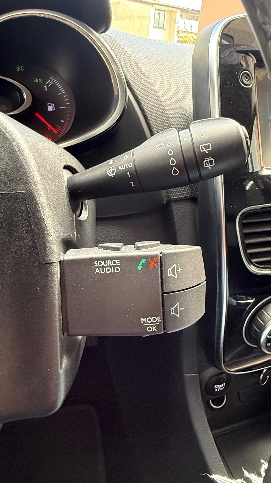 Renault Clio dCi 8V 90CV Start&Stop 5 Energy Zen moschino