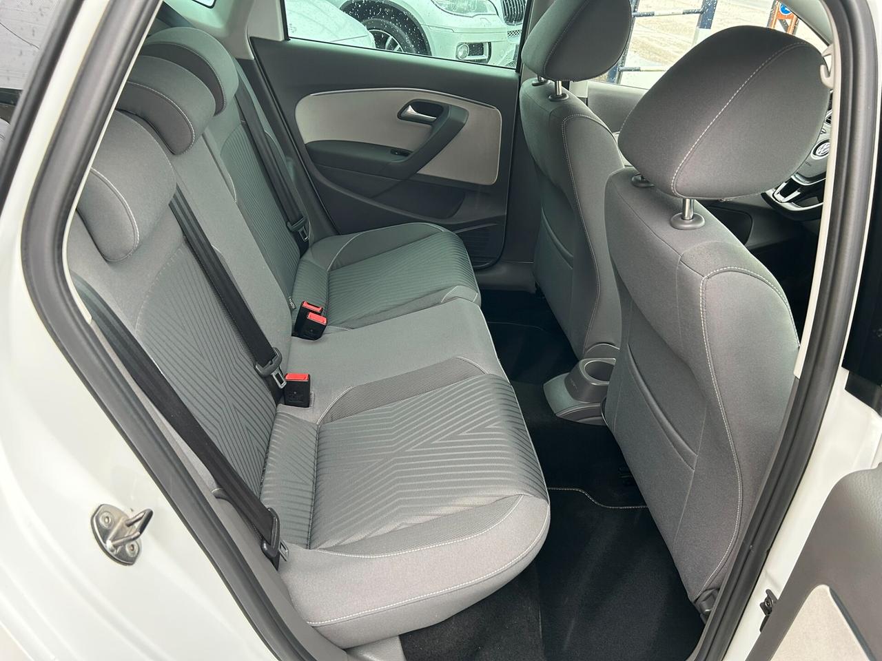 VW POLO 1.4 TDI 90CV DSG - EURO 6B - NEOPATENTATI