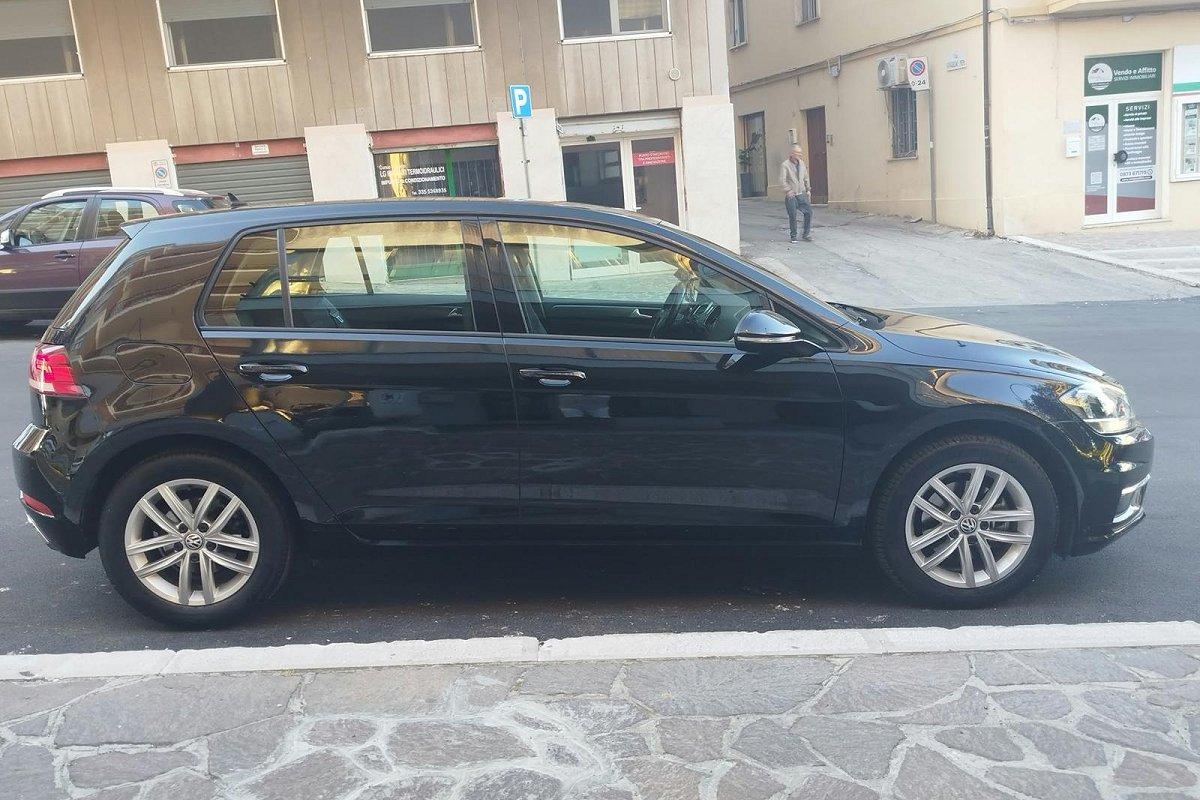 VOLKSWAGEN Golf 1.6 TDI 115 CV 5p. Business BlueMotion Technology