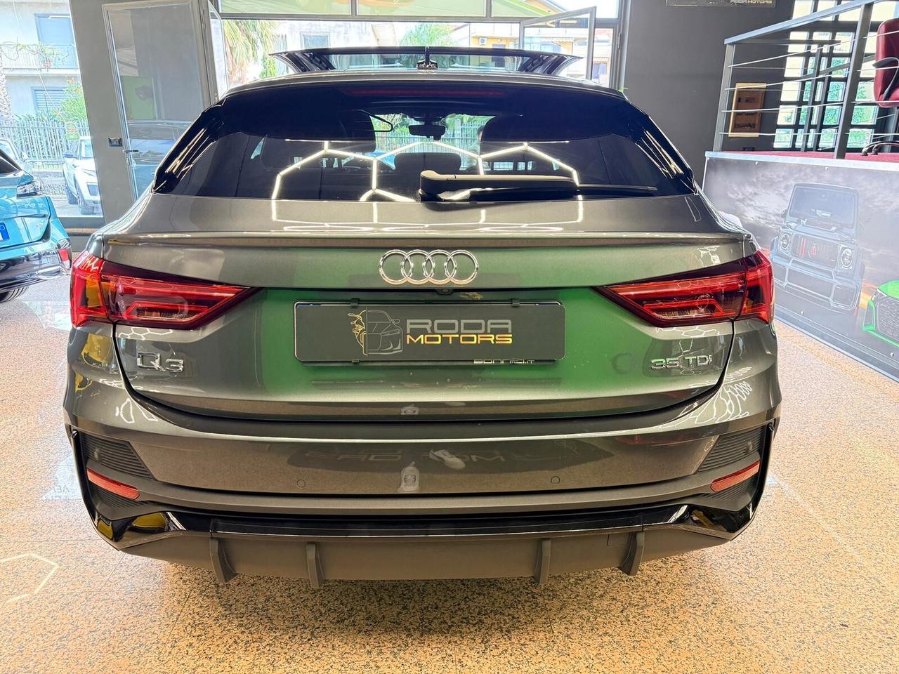 Audi Q3 SPB CON TETTO 35 TDI S line edition