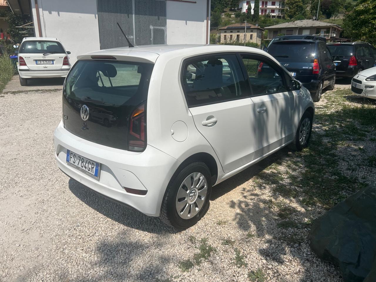 Volkswagen up! 1.0 75 CV 5p. high