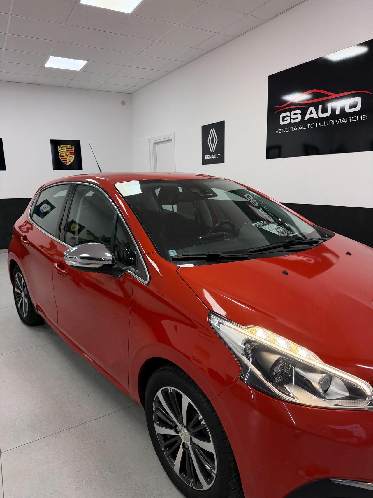 Peugeot 208 PureTech 82 5 porte Allure