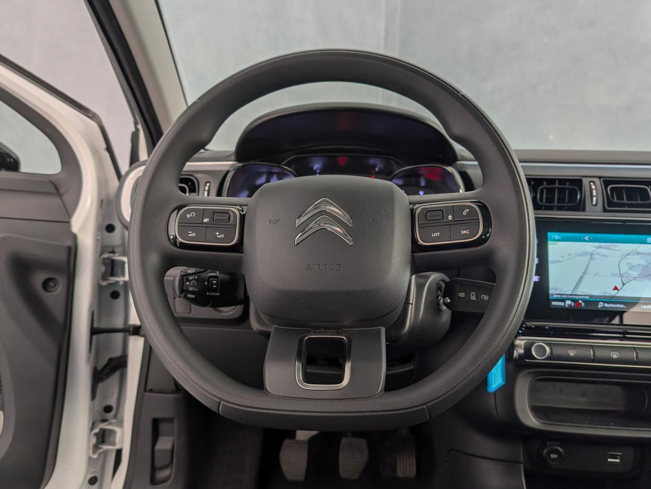 Citroen C3 1.2 puretech 83cv Shine