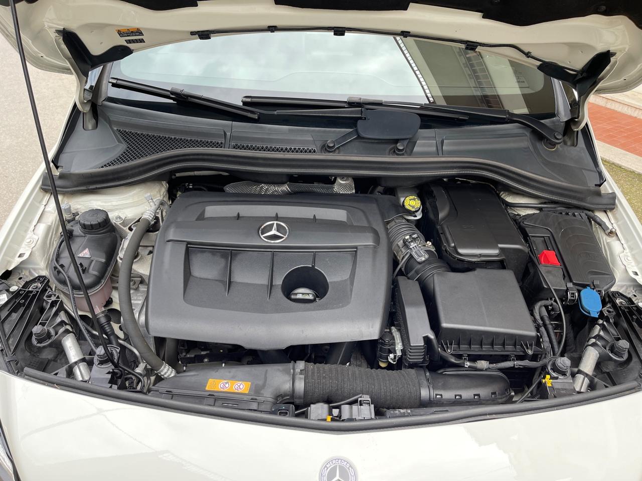 Mercedes-benz B 180 d Automatic Premium AMG