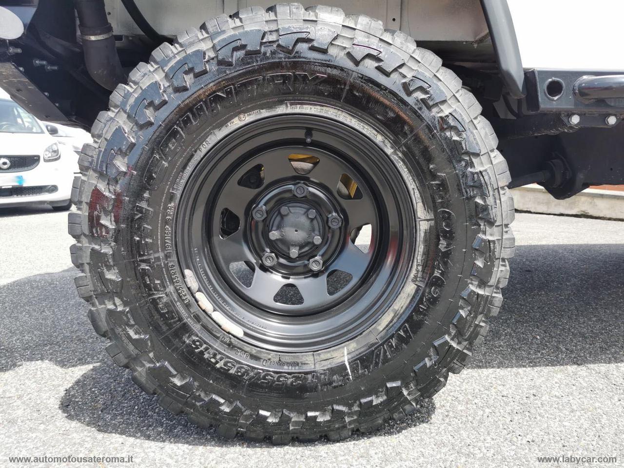 LAND ROVER Defender 90 2.5 Td5 Soft-Top