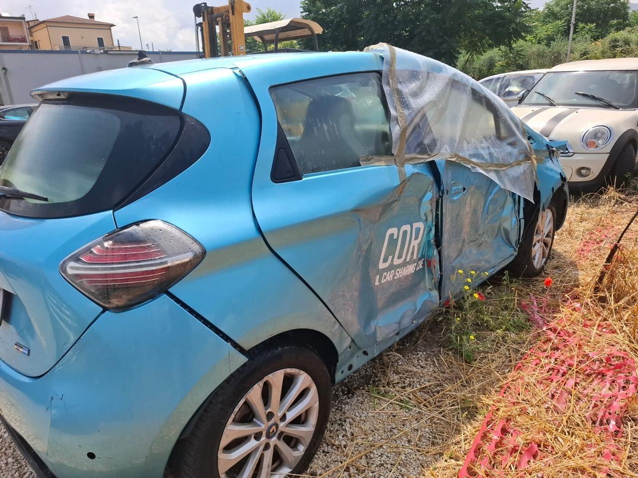 RENAULT ZOE R135 INTENS SINISTRATA FULL ELETTRIC