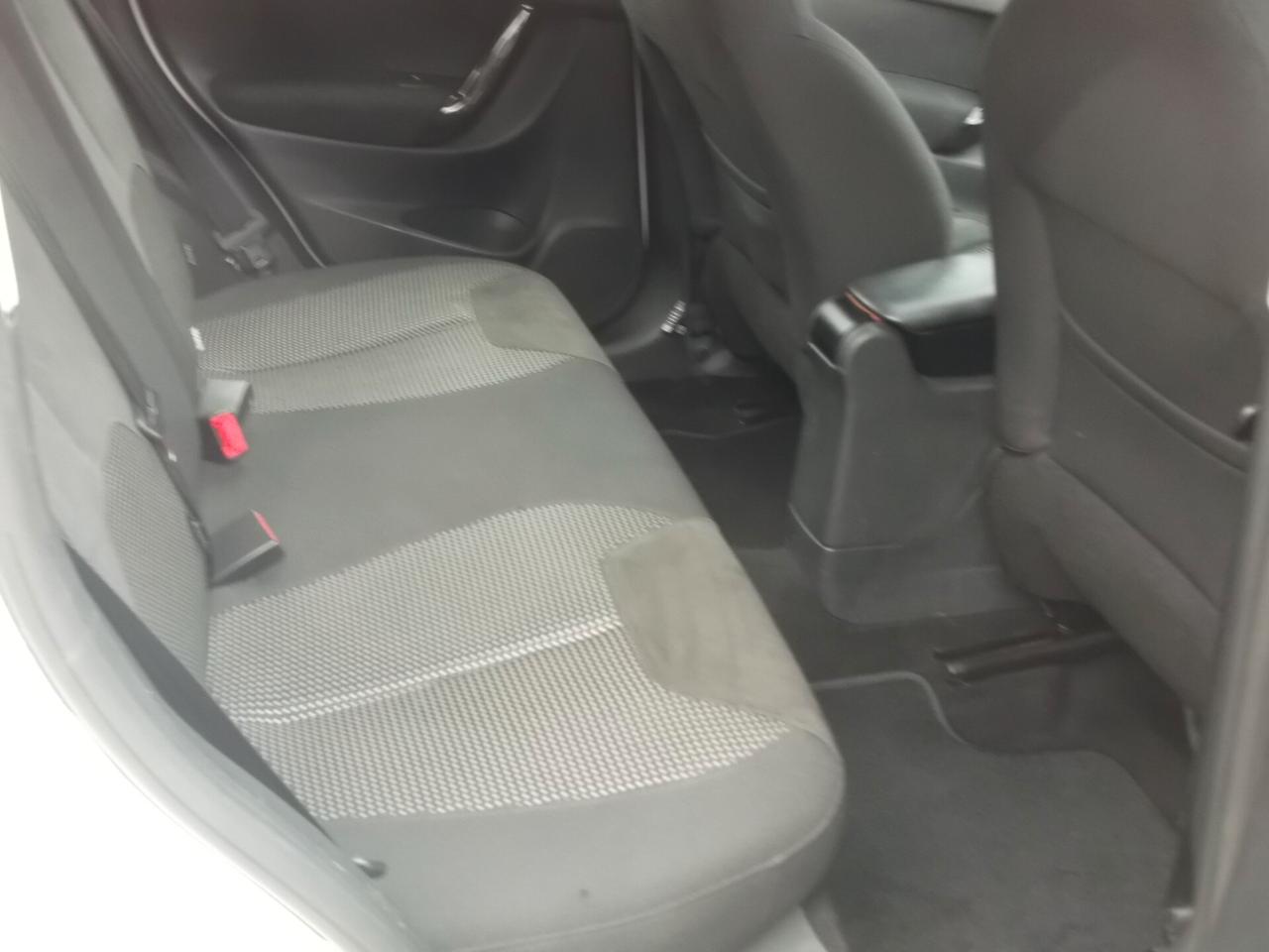 Citroen C3 1.4 HDi 70 Exclusive - 19