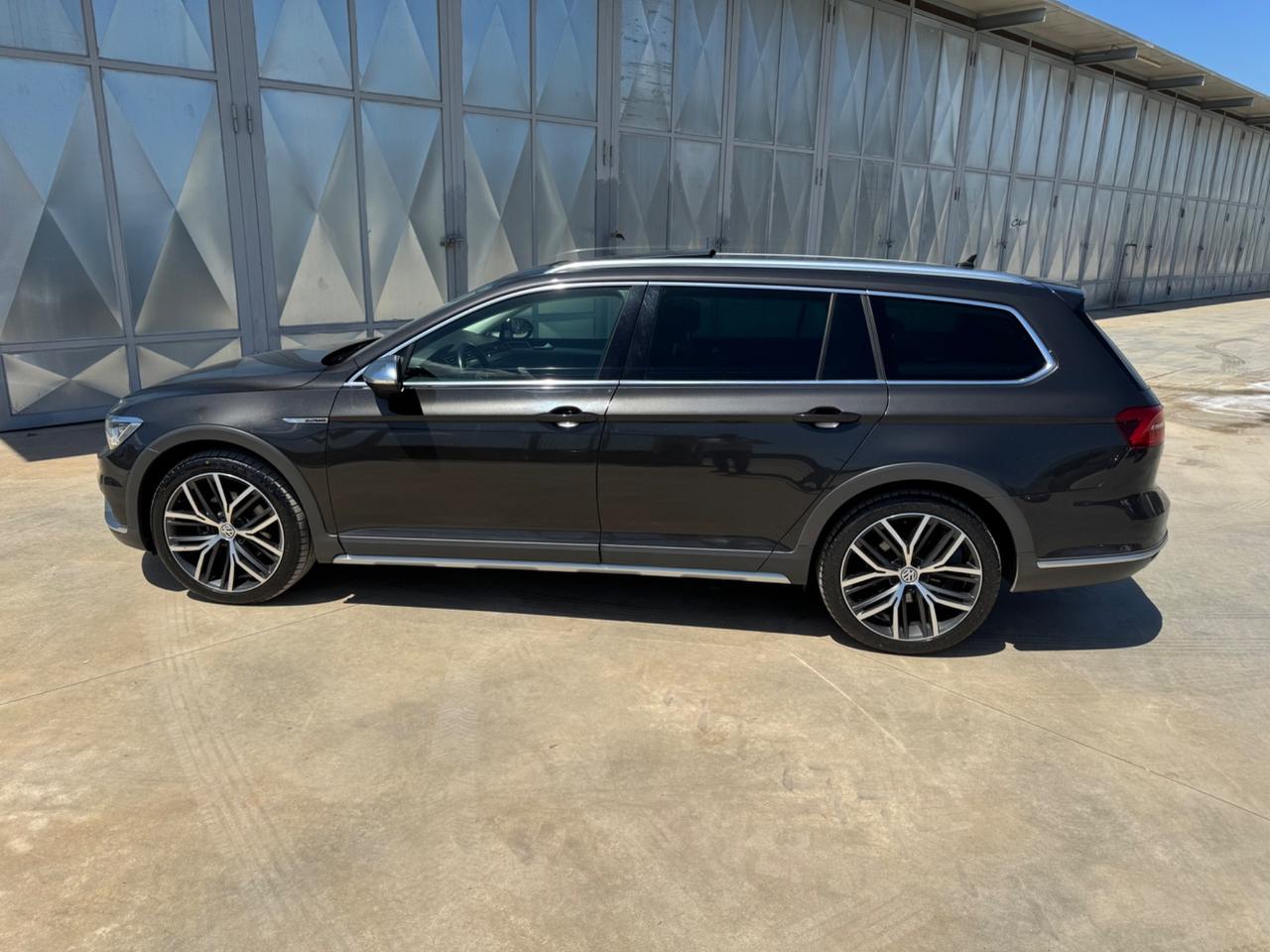 Volkswagen Passat Alltrack 2.0 BiTDI 4MOTION DSG BlueMotion Tech.