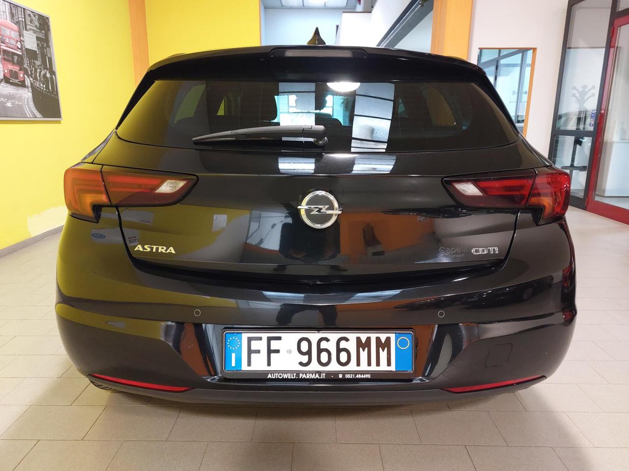 Opel Astra 5 Porte ASTRA 5P 1.6 CDTI INNOVATION 136CV