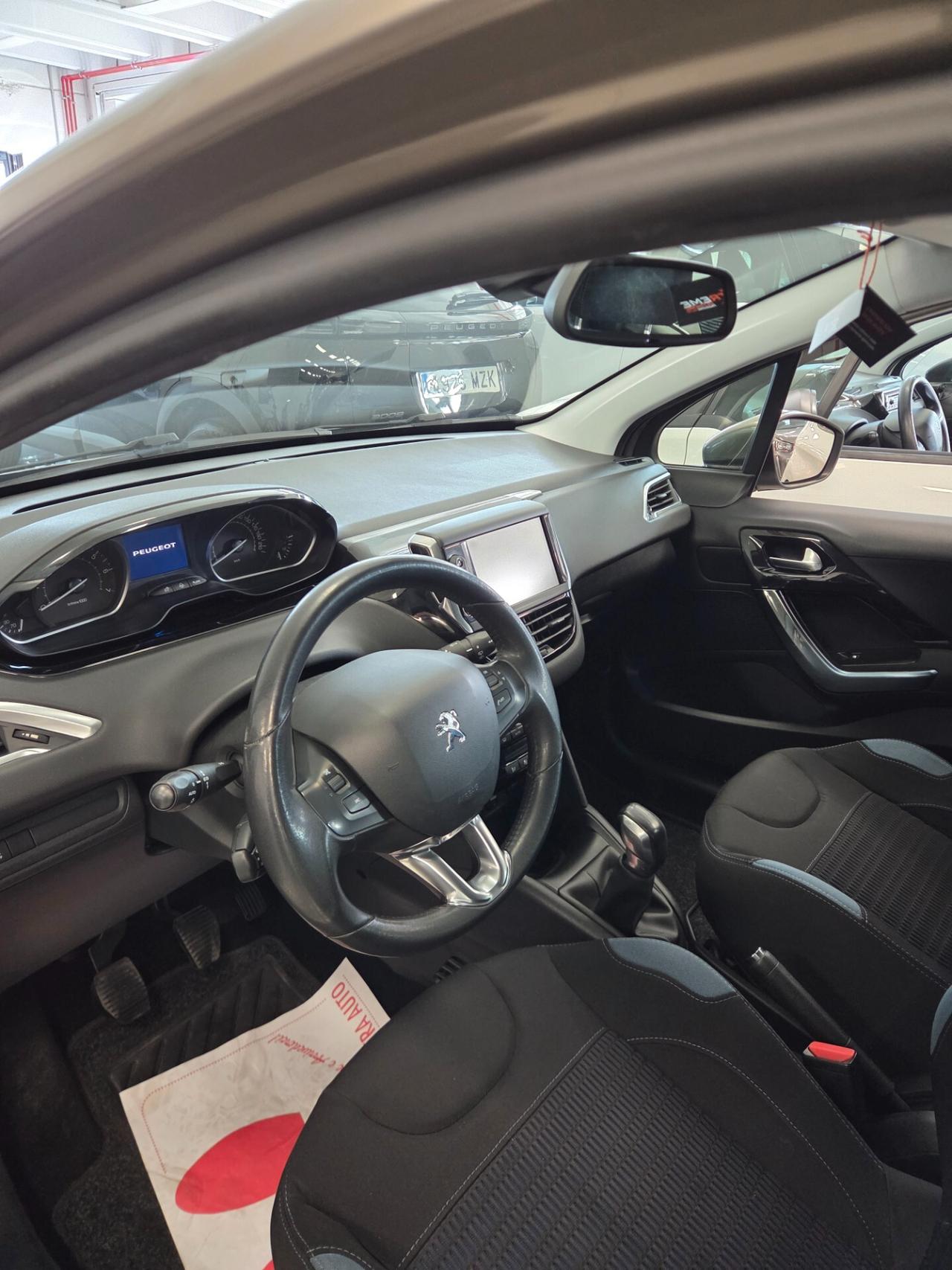 Peugeot 208 1.2 VTi 82 CV 5 porte Allure