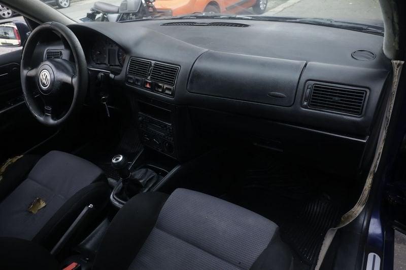 Volkswagen Golf Volkswagen Golf 1.9 TDI/90 CV cat 5 porte 66KW ANNO 2001