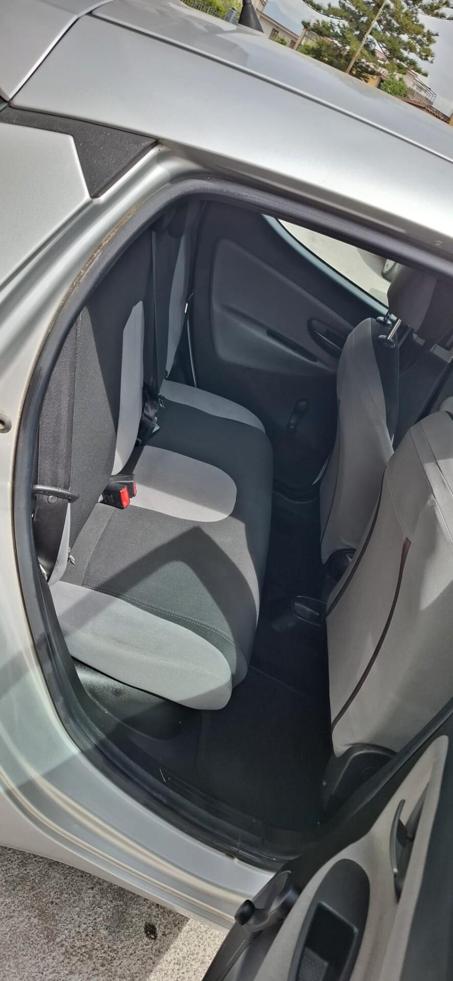 GPL Lancia Ypsilon 1.2 69 CV 5 porte GPL Ecochic Gold