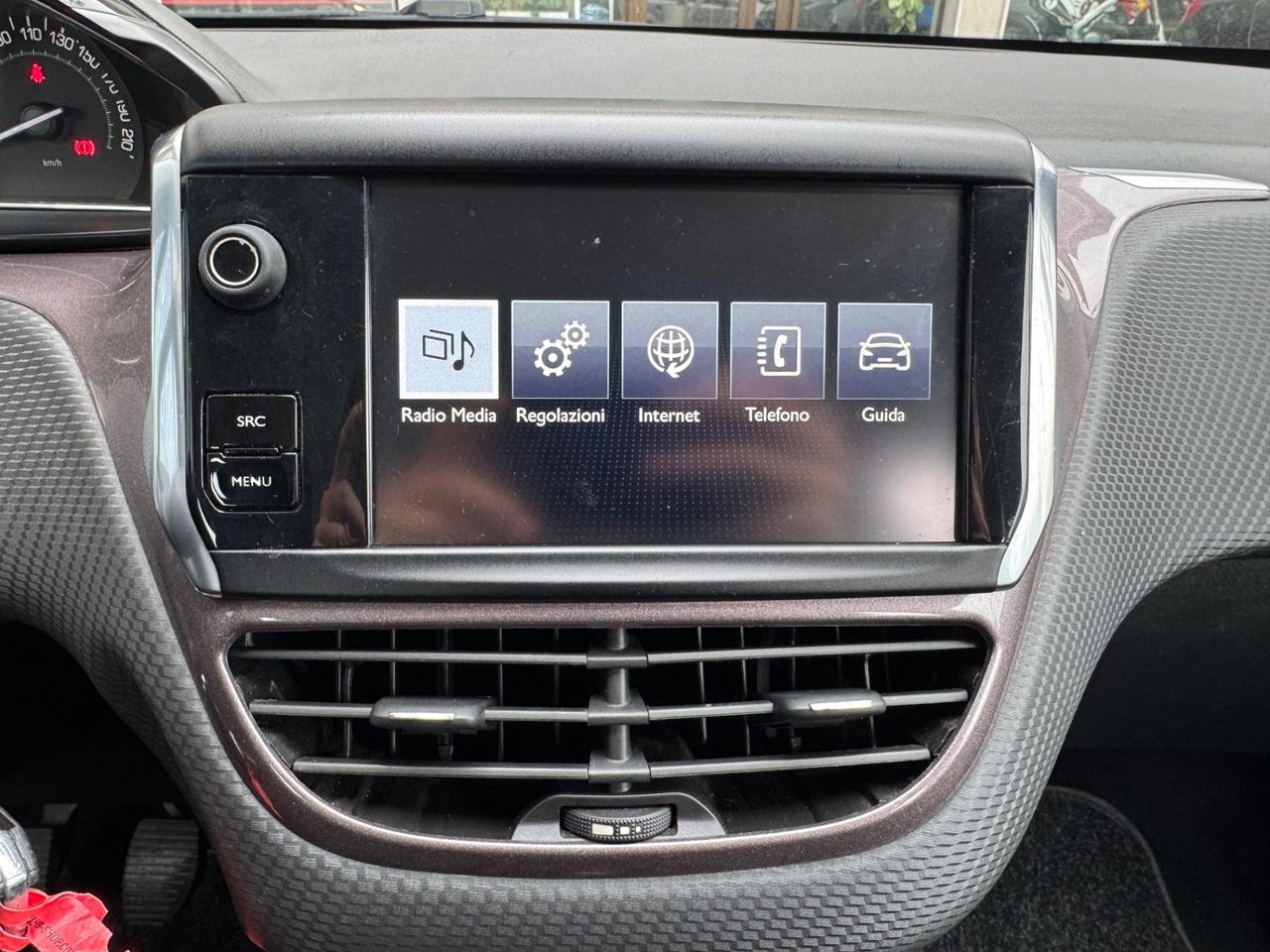 Peugeot 2008 1.6 e-HDi 92 CV 2015