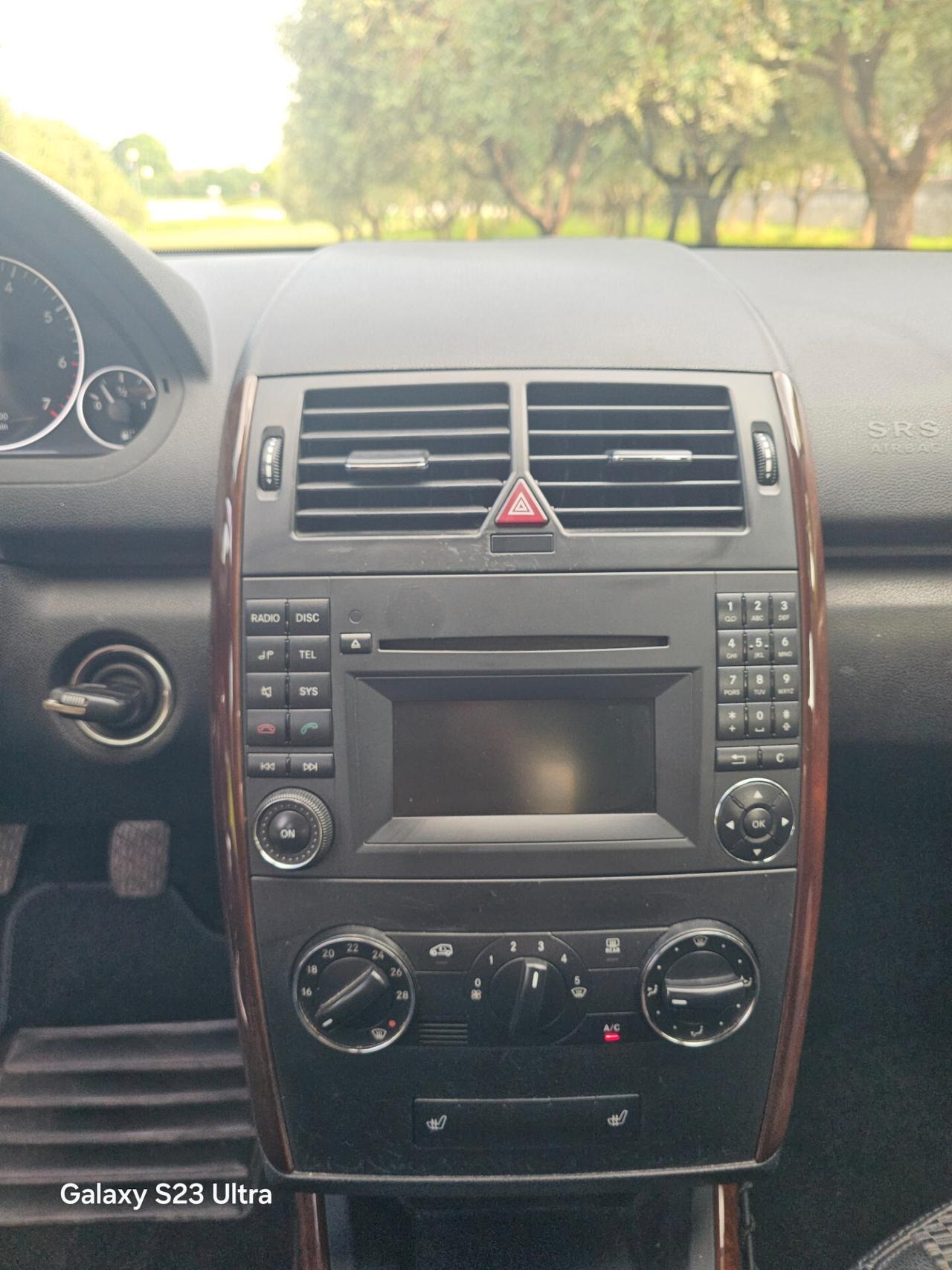 Mercedes-benz A 150 OK PER NEOPATENTATI BEN/GPL VALIDO FINO AL 2031