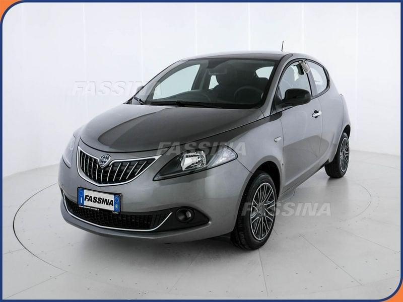 Lancia Ypsilon 1.0 FireFly 5 porte S&S Hybryd Gold