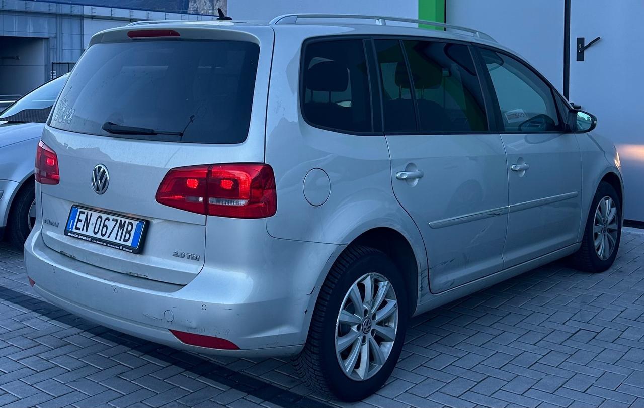 Volkswagen Touran 2.0 TDI 140 CV Highline 7 POSTI