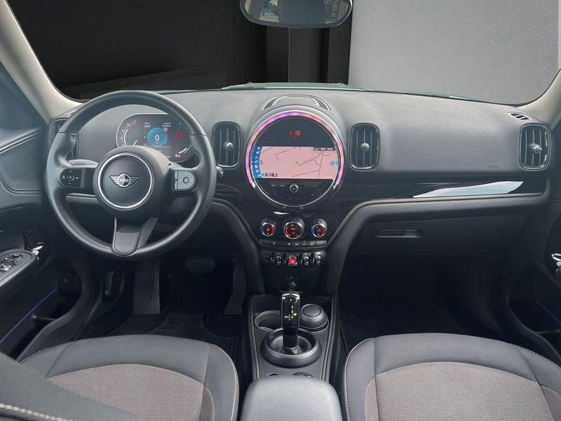MINI Countryman Cooper D Essential automatica