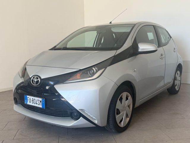 TOYOTA Aygo 1.0 VVT-i 69 CV 5 porte x-wave