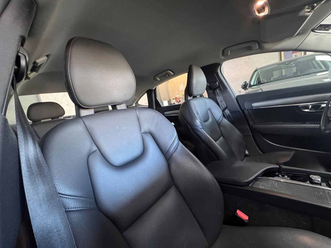 Volvo S90 Momentum 2.0 D3 #7447