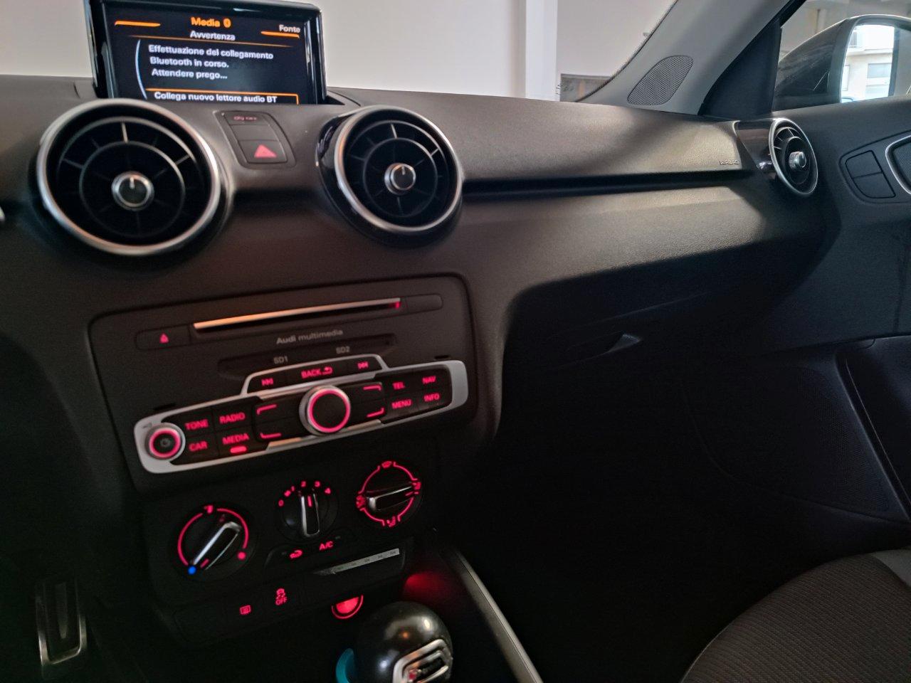 Audi A1 Sportback 1.4 tdi Metal s-tronic