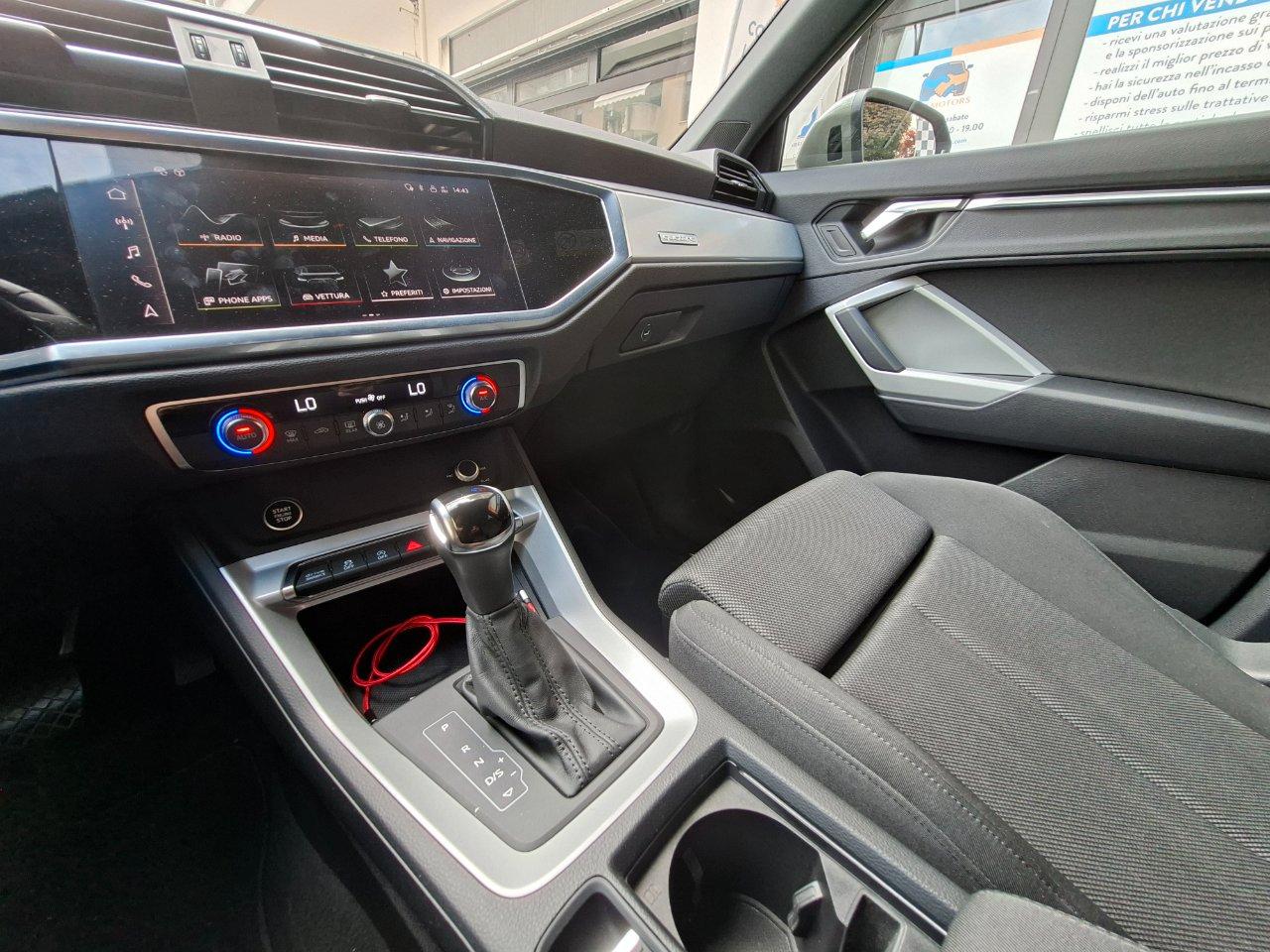 Audi Q3 Sportback 35 2.0 tdi S line 4 con gancio unicoproprietario