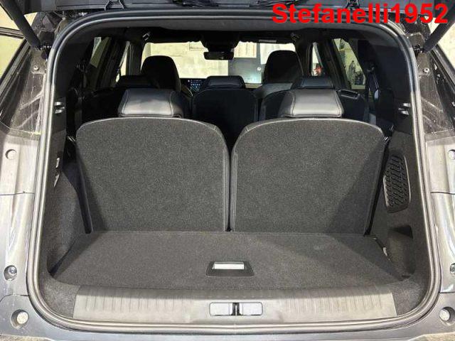 PEUGEOT 5008 1.2 hybrid GT 136cv e-dcs6