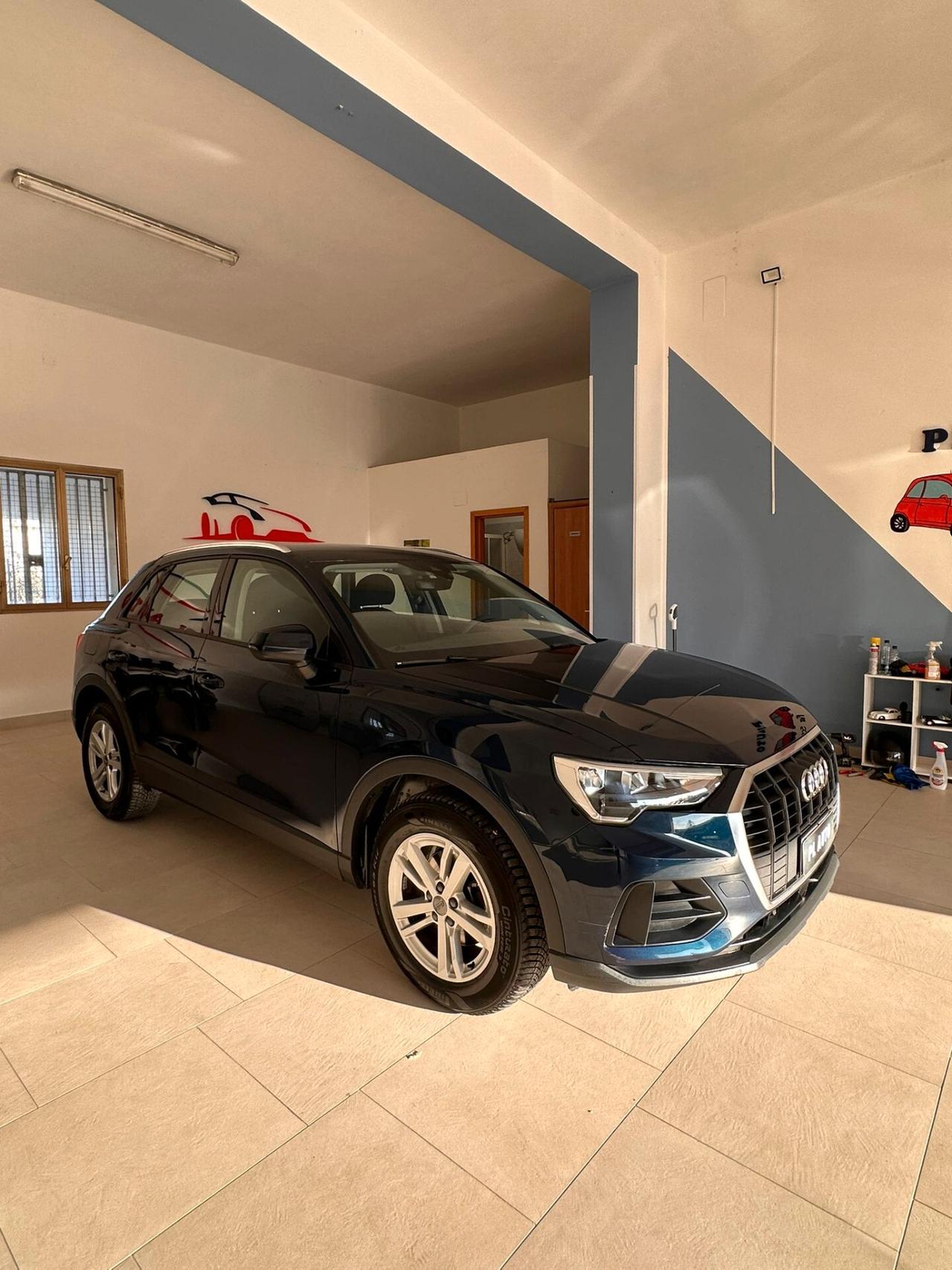 Audi Q3 35 TDI S tronic Business Advanced