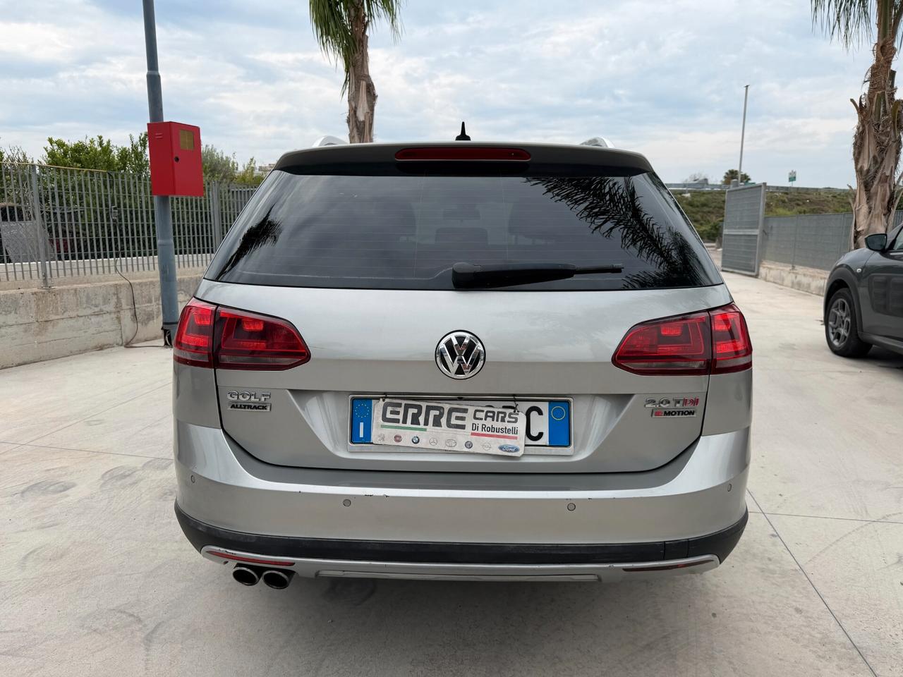 VOLKSWAGEN GOLF VAR. DSG 4MOT 2015 2.0 DIESEL/GPL 184 CV