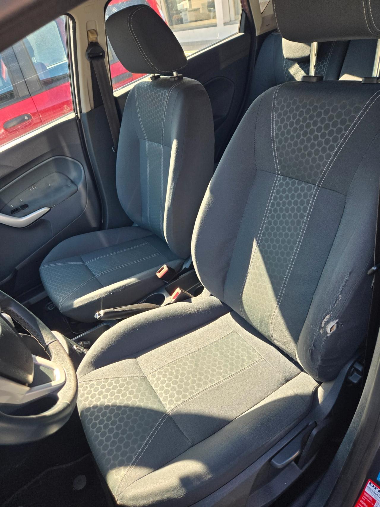 Ford Fiesta Titanium GPL
