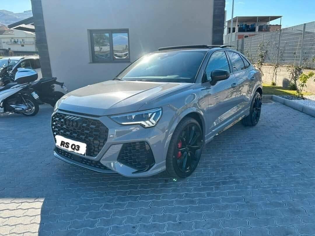 Audi Q3 RS Q3 SPB quattro S tronic s line.-