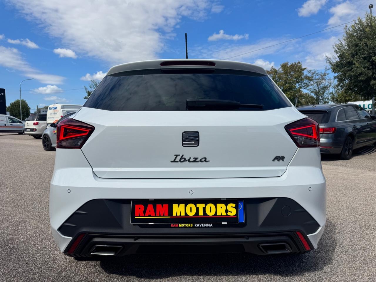 Seat Ibiza FR 2026 1.0 EcoTSI 115 CV 5 porte NEOPATENTATI