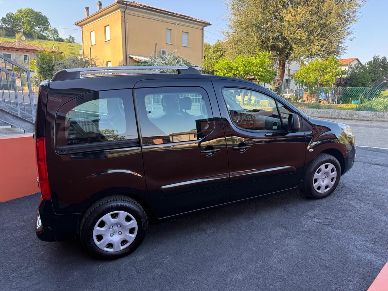 Peugeot Partner Tepee 1.6 HDi 112CV Outdoor