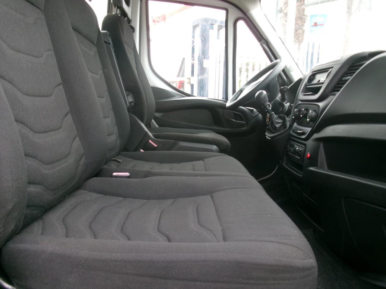 Iveco Daily 60C15 3000 150CV E5 RIBALTABILE TRILATERALE NUOVO PORTATA 27 QUINTALI