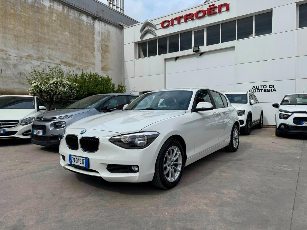Bmw 114 114d 5p. Urban