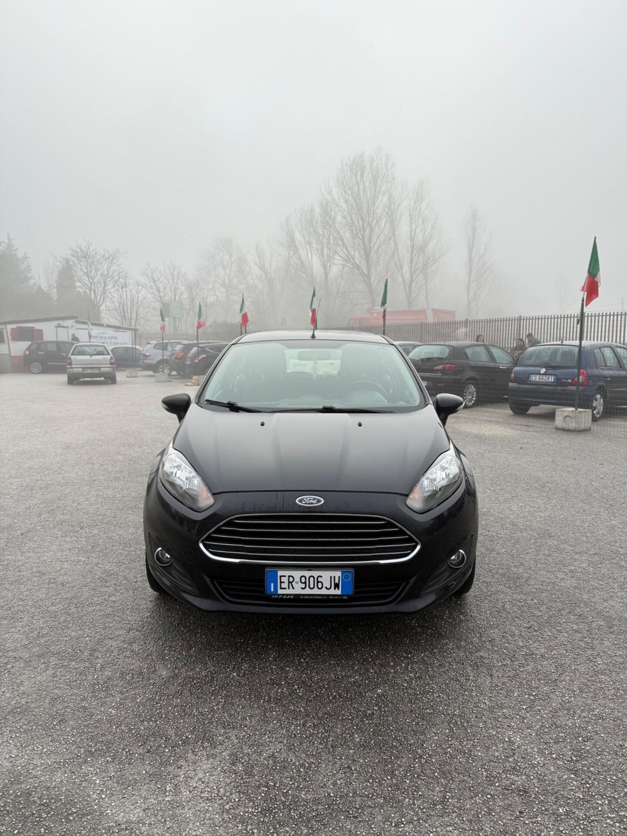 Ford Fiesta 1.4 5 porte Bz.- GPL